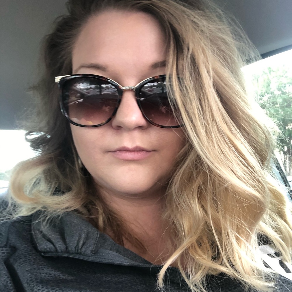 Meet your Posher, Katie